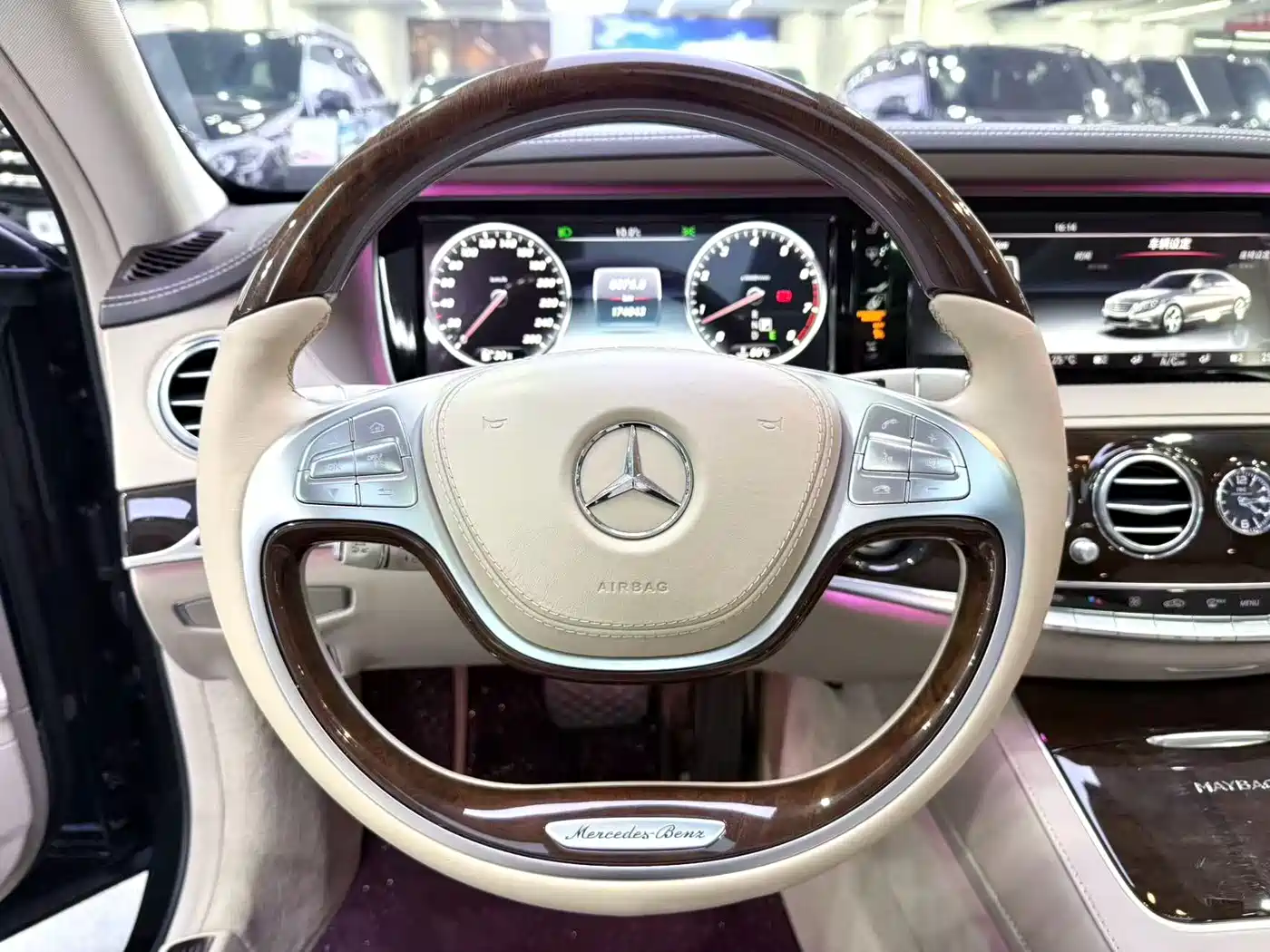 Mercedes-Benz Maybach S-Class 2015 S 400 4MATIC фото 21
