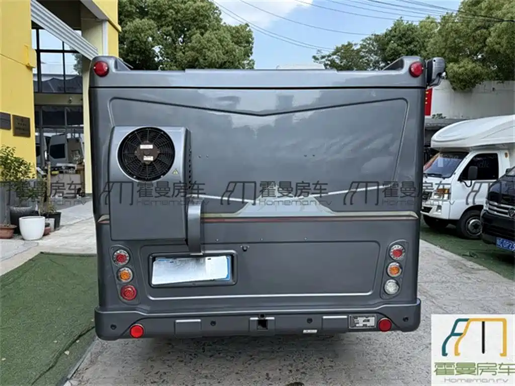 SAIC Maxus Maxus T70 2020 2020 2.0T Diesel Automatic 4WD Comfort Long Cab High Ground Clearance