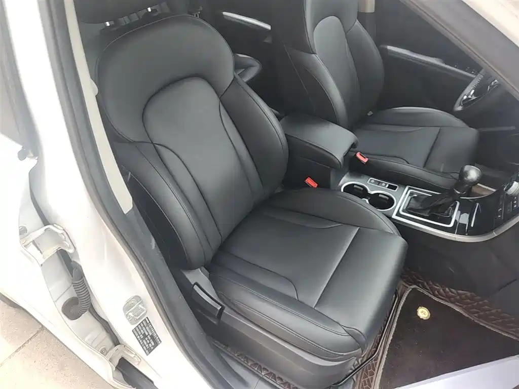 Фото 25 - Haval H2