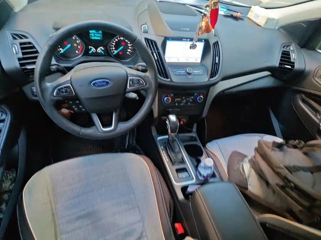 صورة 5 - Ford Kuga