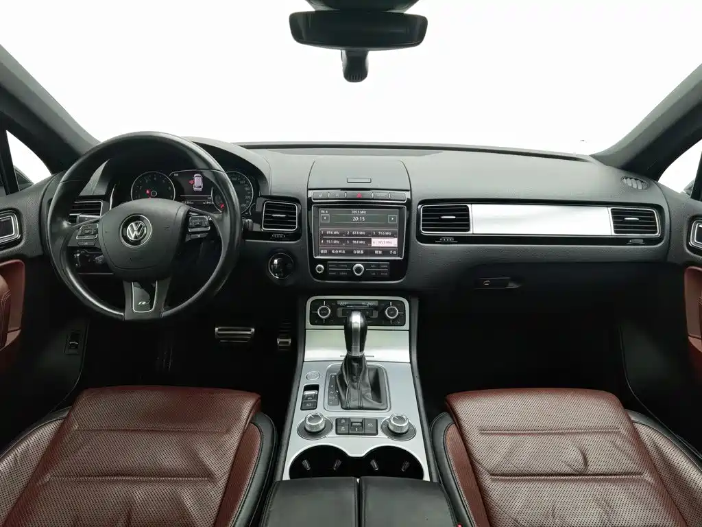 Volkswagen Touareg 2017 2017 3.0TSI R-Line Summit Edition
