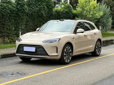 AITO M5