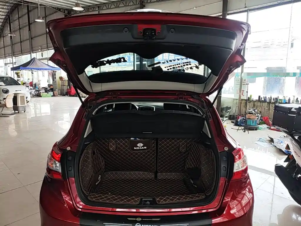 Nissan Tiida 2024 2024 1.6L CVT Cool Sport Edition