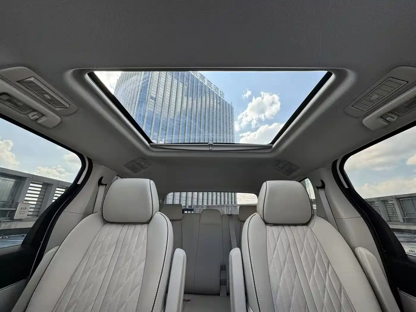 Buick GL8 2022 Land Business Class 652T Prestige фото 12