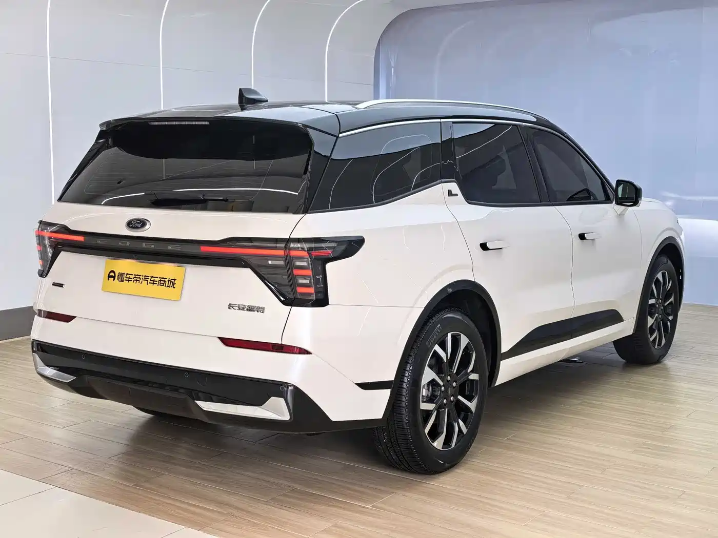 Ford Edge 2025 2025 Edge L 2.0T EcoBoost E Hybrid AWD 7-seater Premium