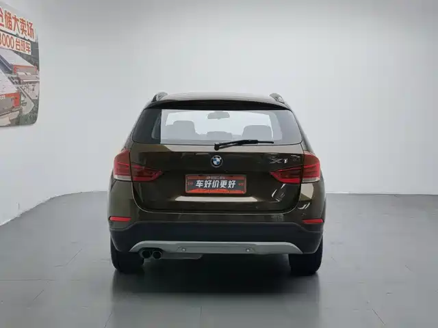 BMW X1 2014 sDrive18i Fashion Edition — фото 4