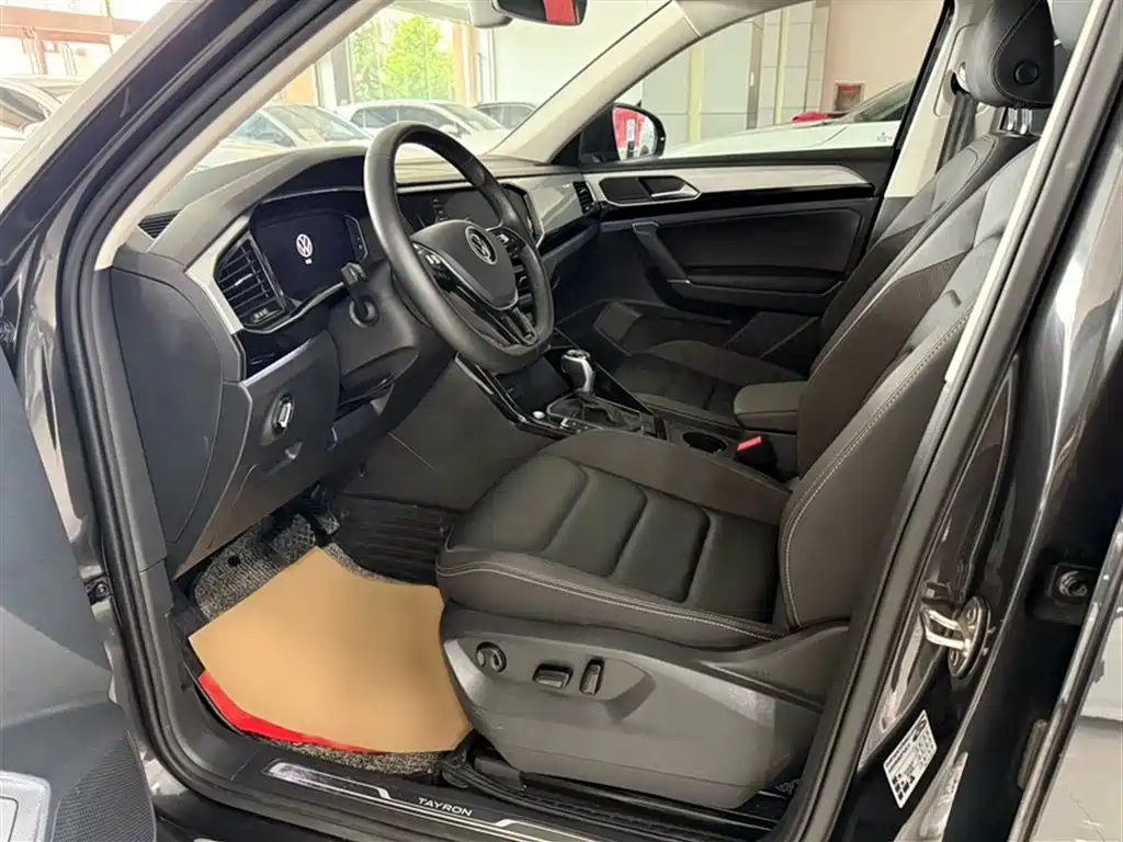 Volkswagen Tayron 2021 330TSI 2WD Luxury Smart Connect Plus фото 10