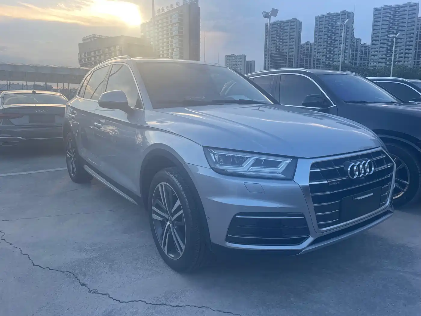 Фото 3 - Audi Q5L