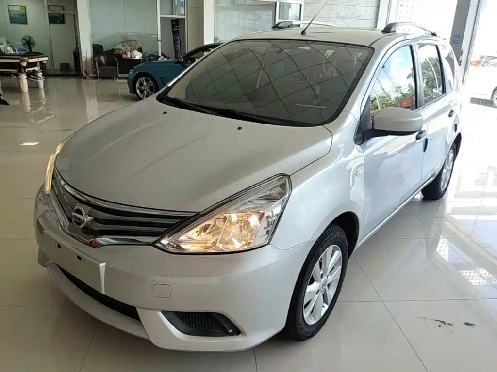 Nissan Livina 2018 2015 1.6XE CVT Comfort Edition