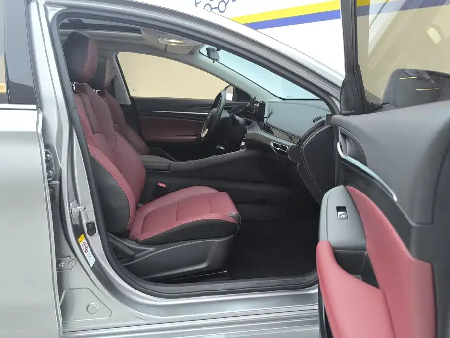 Changan Eado 2020 2020 PLUS Blue Whale NE 1.4T GDI DCT Flagship
