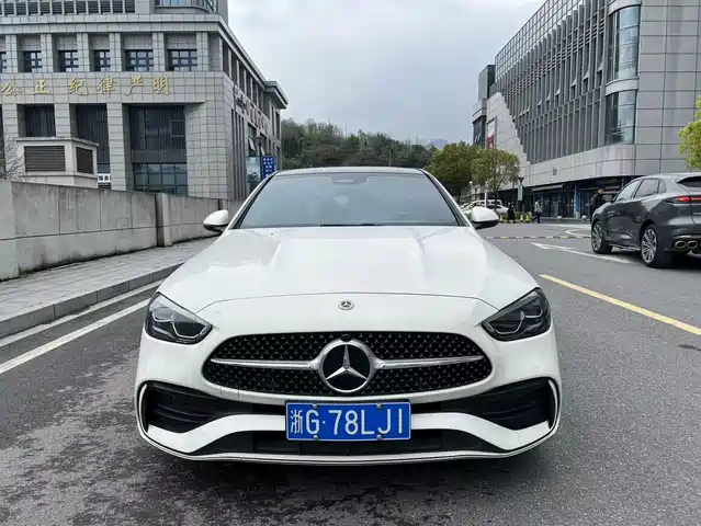 MERCEDES-BENZ C CLASS