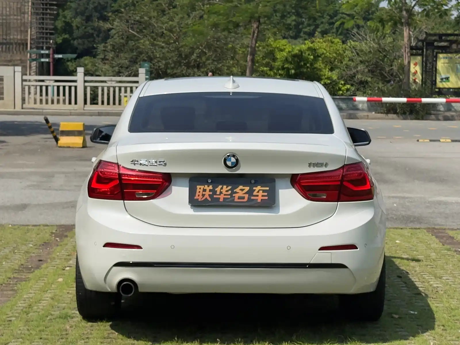 Фото 8 - BMW 1 Series