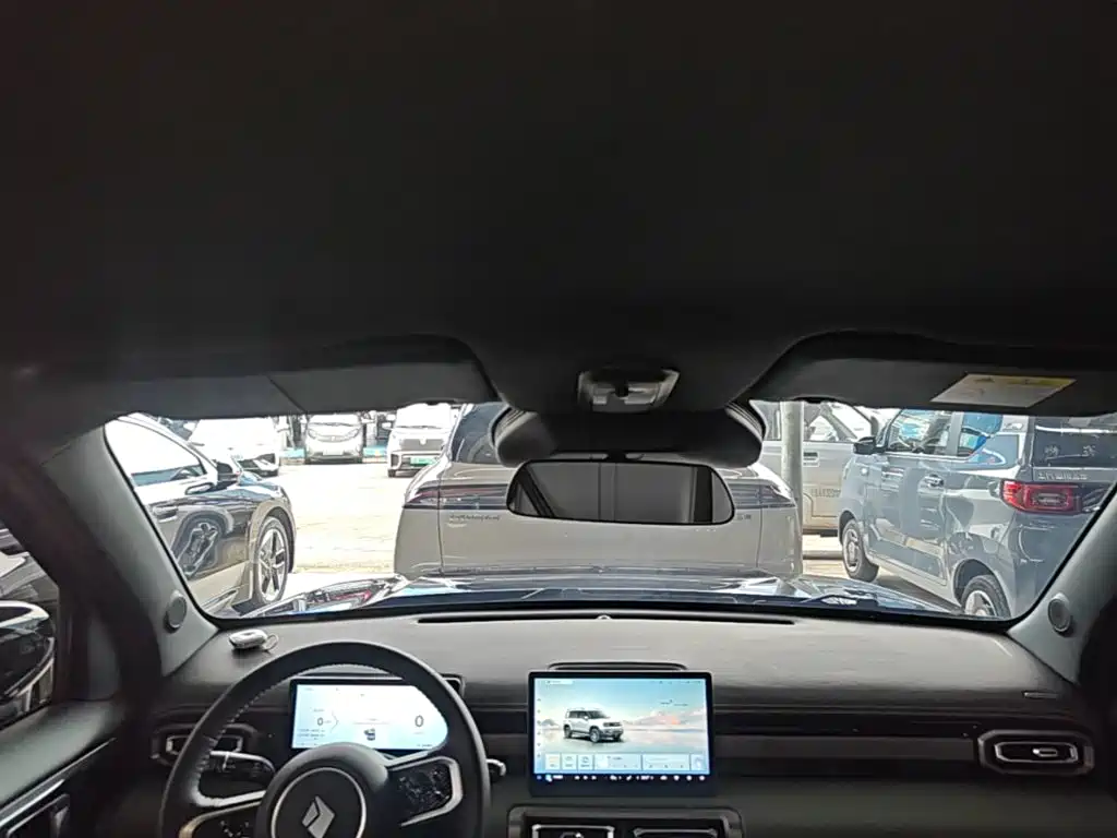 Baojun Yueye Plus 2024 2024 Smart Premium 4-Seater