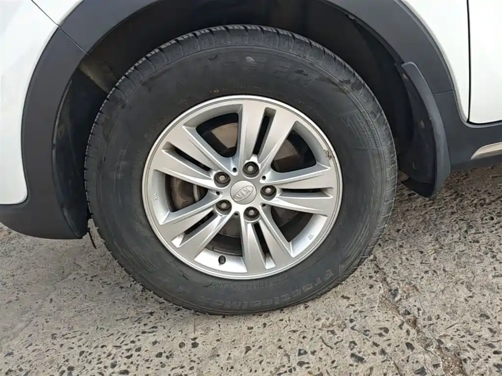 Kia Sportage 2015 2.0L Automatic 2WD GL фото 23