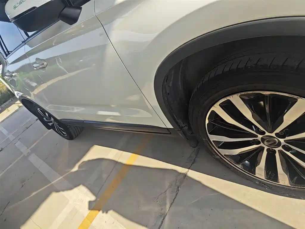 GAC Trumpchi Trumpchi GS4 2015 200T G-DCT Luxury Edition фото 19