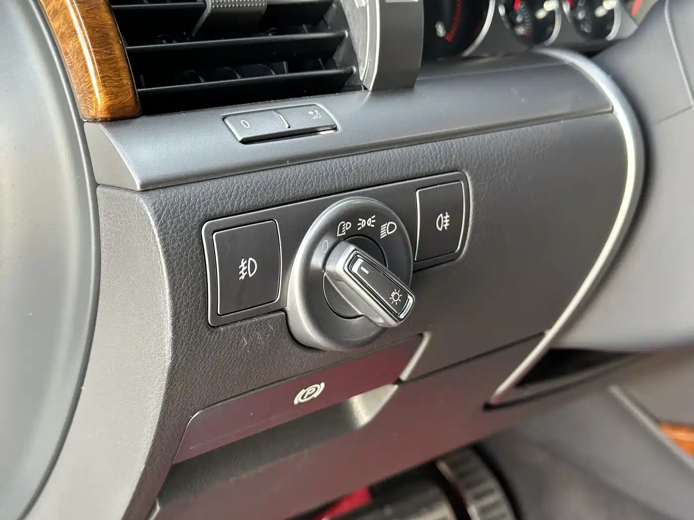 Volkswagen Phaeton 2014 3.0L Business Edition фото 11
