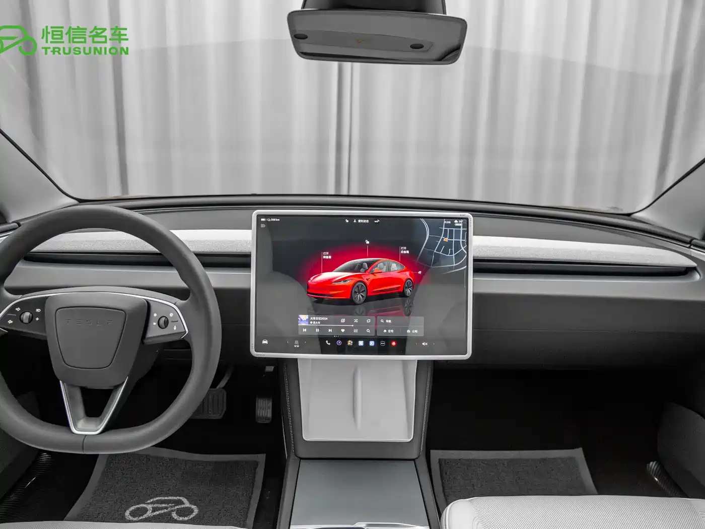 Фото 13 - Tesla Model 3