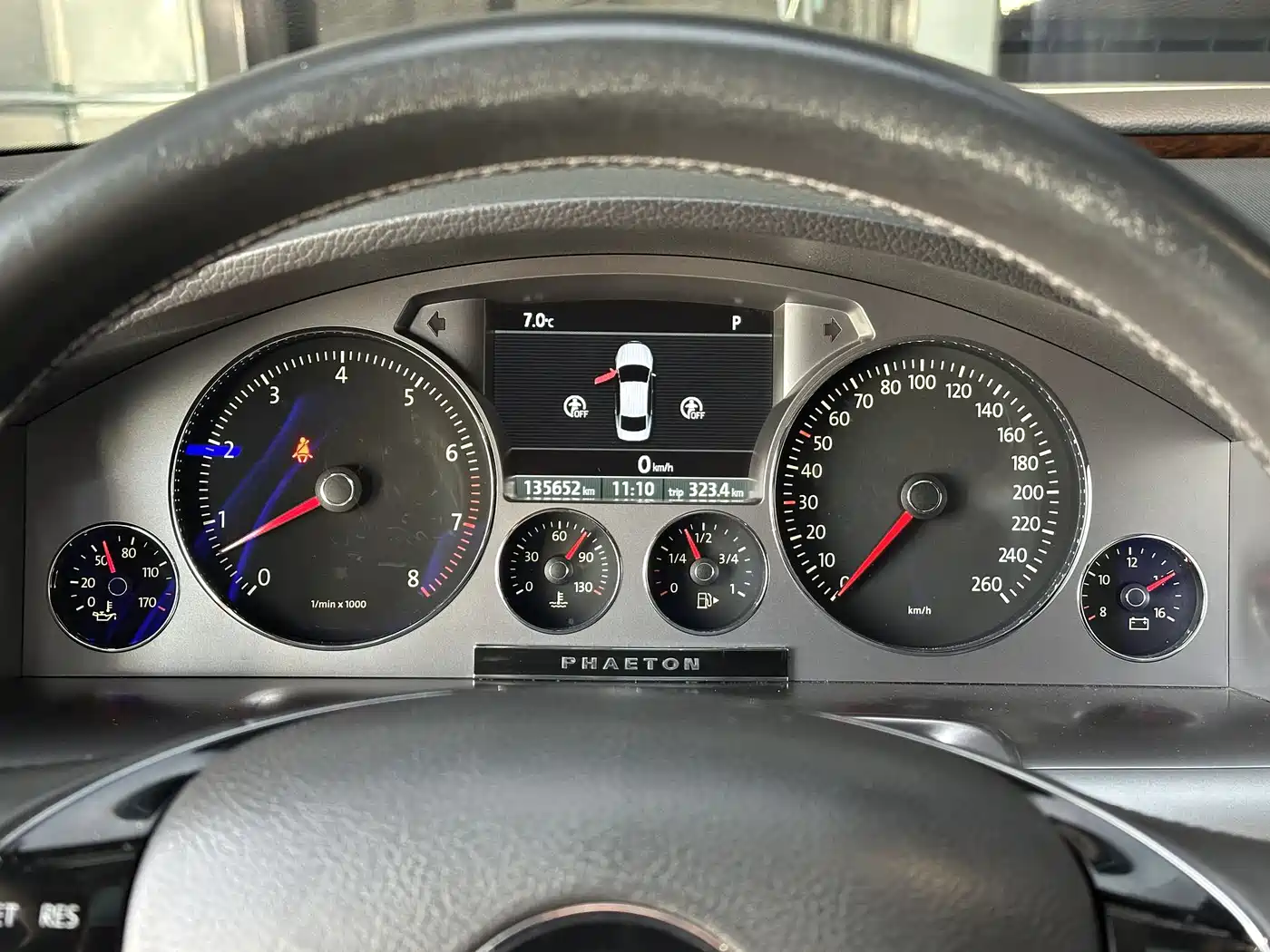 Volkswagen Phaeton 2014 3.0L Business Edition фото 12