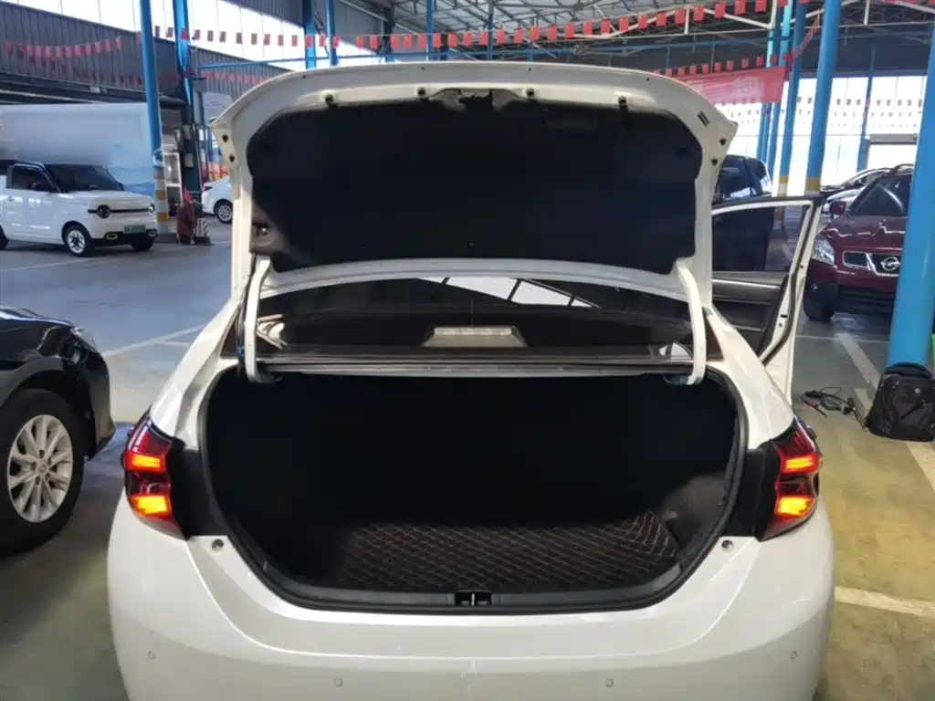 Toyota Levin 2017 Facelift 185T CVT Elite Edition China VI фото 19