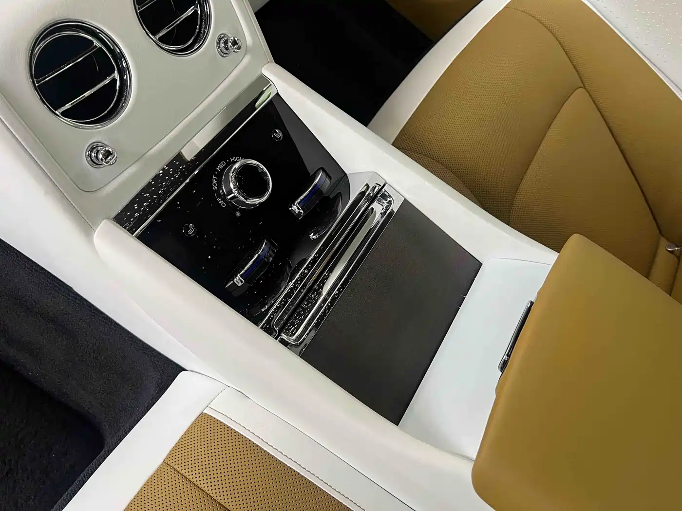 ROLLS-ROYCE CHTHONIC