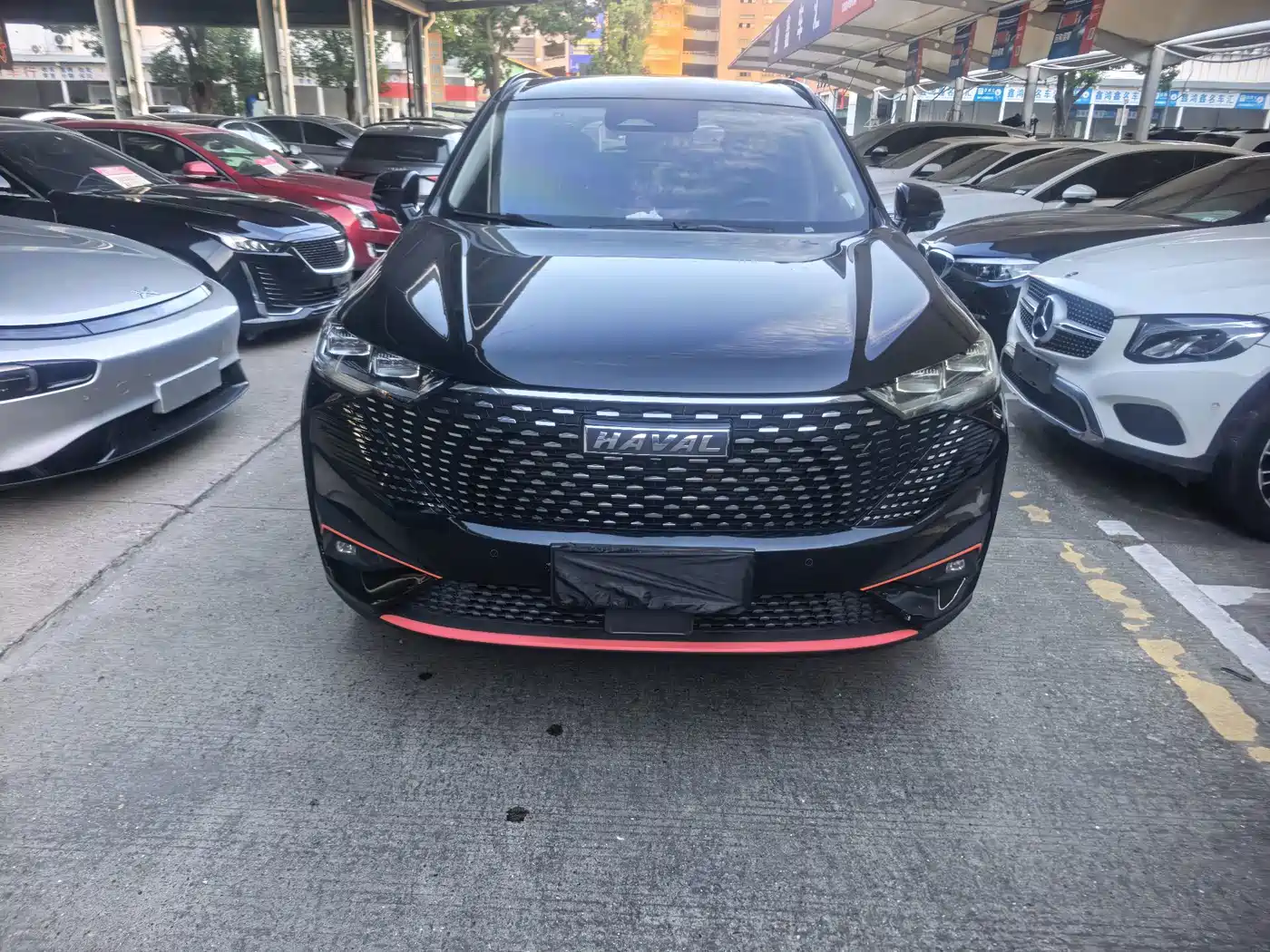 Photo 2 - Haval H6