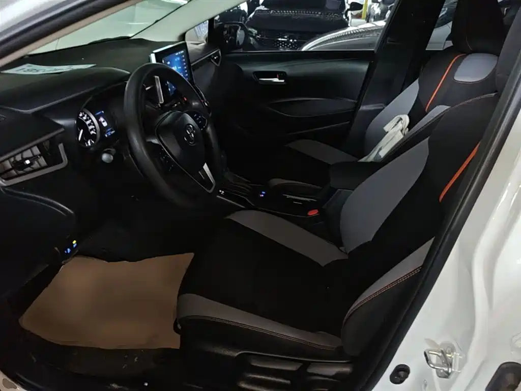 Toyota Corolla 2021 1.2T S-CVT Elite PLUS Edition фото 15