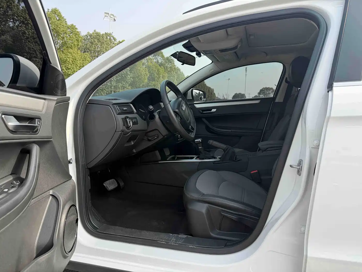 Qoros 3 2016 2016 Urban SUV 1.6T Automatic Zhiyue