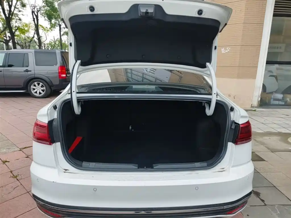 Volkswagen Bora 2024 200TSI DSG Smooth Ride Edition фото 19