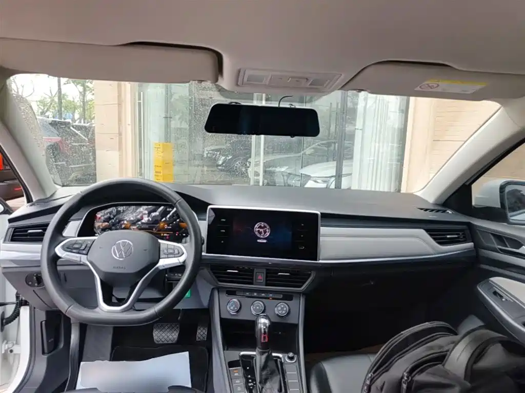 Volkswagen Bora 2024 200TSI DSG Smooth Ride Edition фото 10