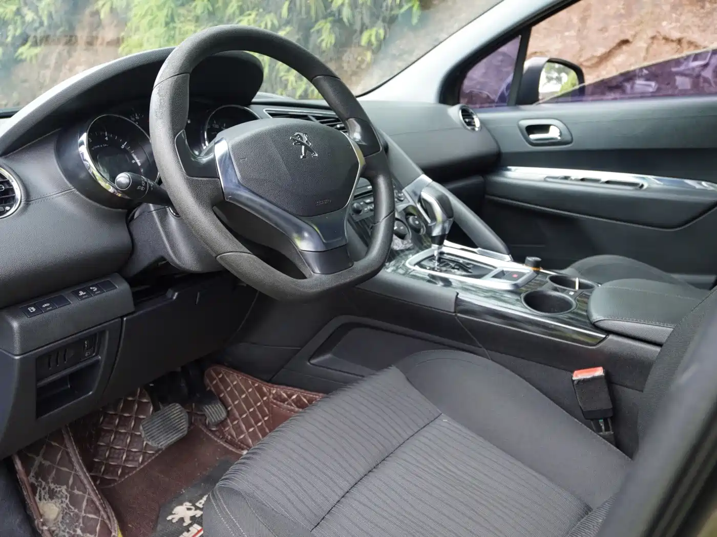 Peugeot 3008 2016 2015 2.0L Automatic Classic Edition