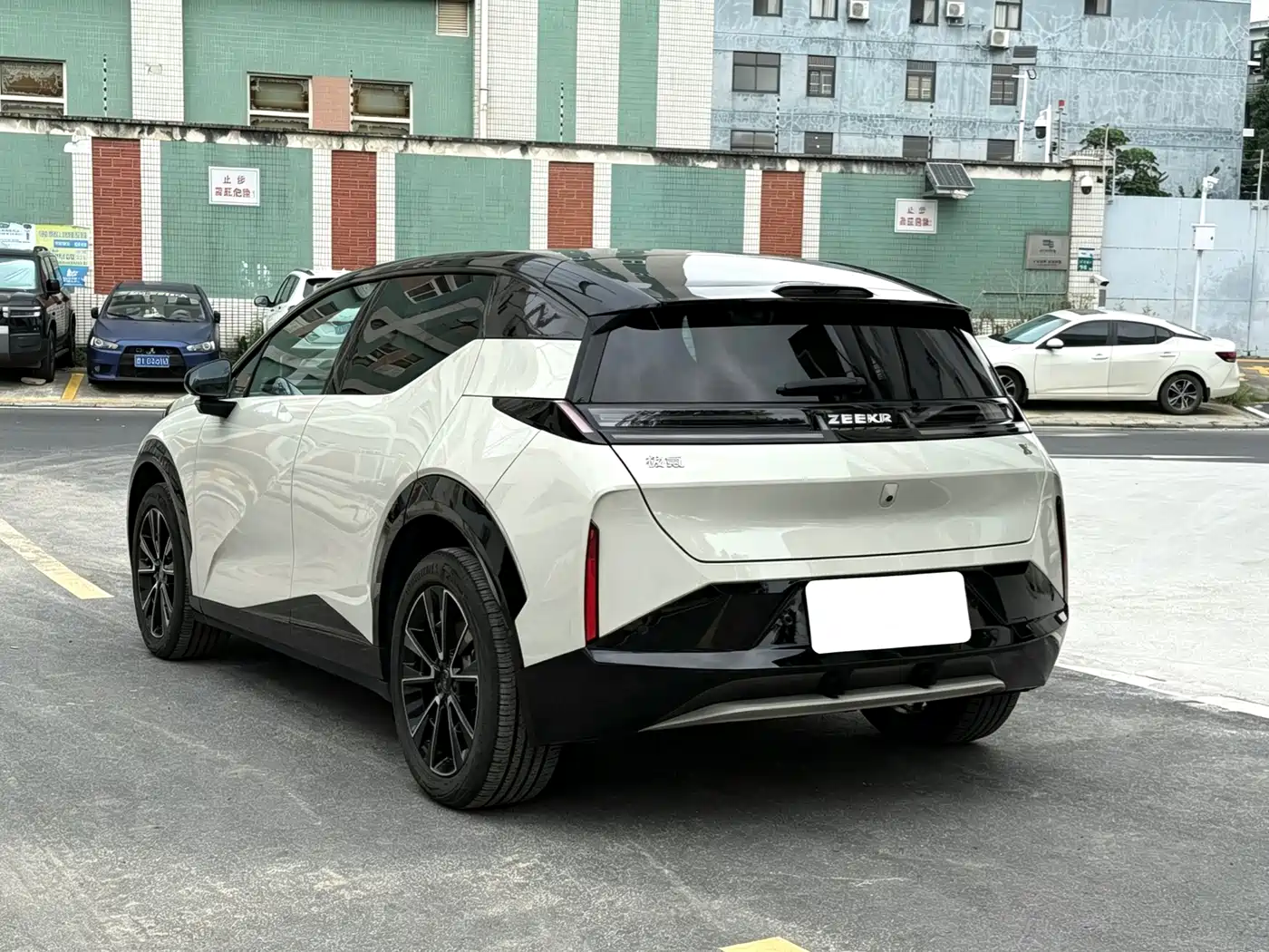 ZEEKR X 2024 2025 Four-Seat Rear-Wheel Drive Magic Cube Edition