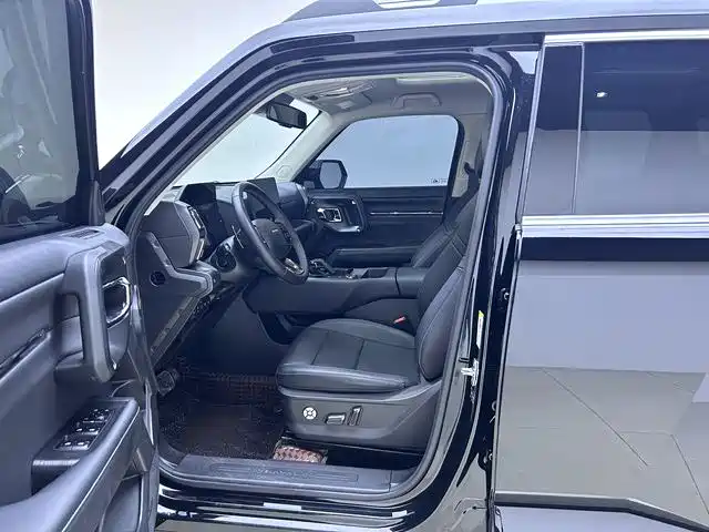 Haval Big Dog 2024 2.0T DCT Chinese Rural Dog Edition фото 12