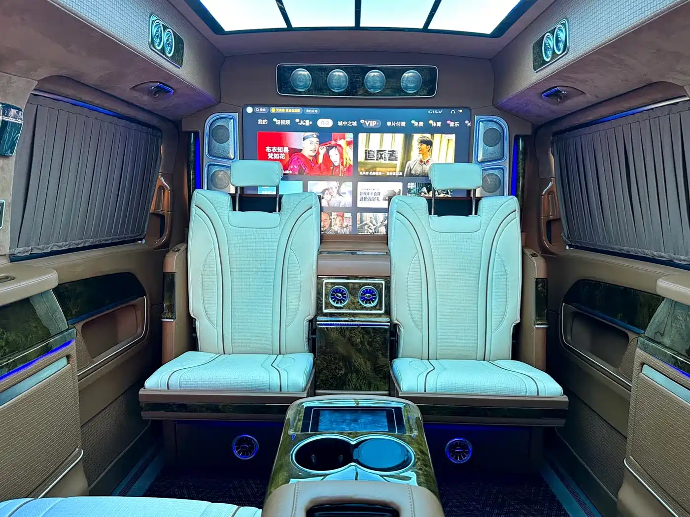 Mercedes-Benz V-Class 2024 2022 V 260 L Long Wheelbase Luxury Edition