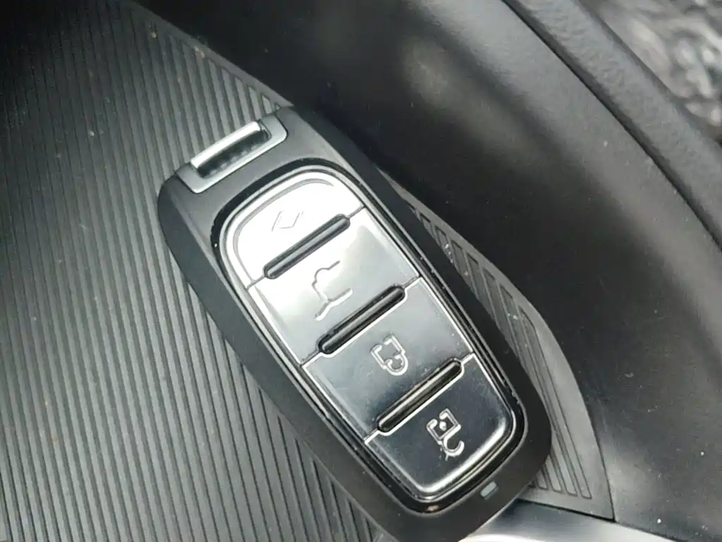 Фото 9 - MG MG5