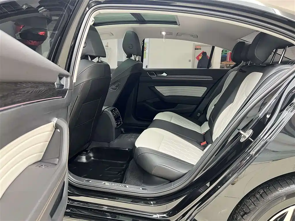 Volkswagen Magotan 2026 Model 30 Million Special Selection 380TSI DSG Luxury фото 8