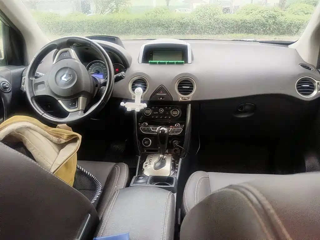 Renault Koleos (Import) 2013 2012 2.5L 2WD Comfort Navigation Edition
