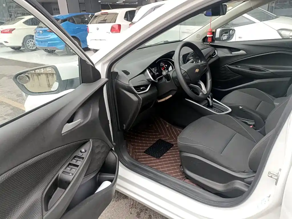 Chevrolet Cavalier 2021 2020 325T Automatic Joy Edition