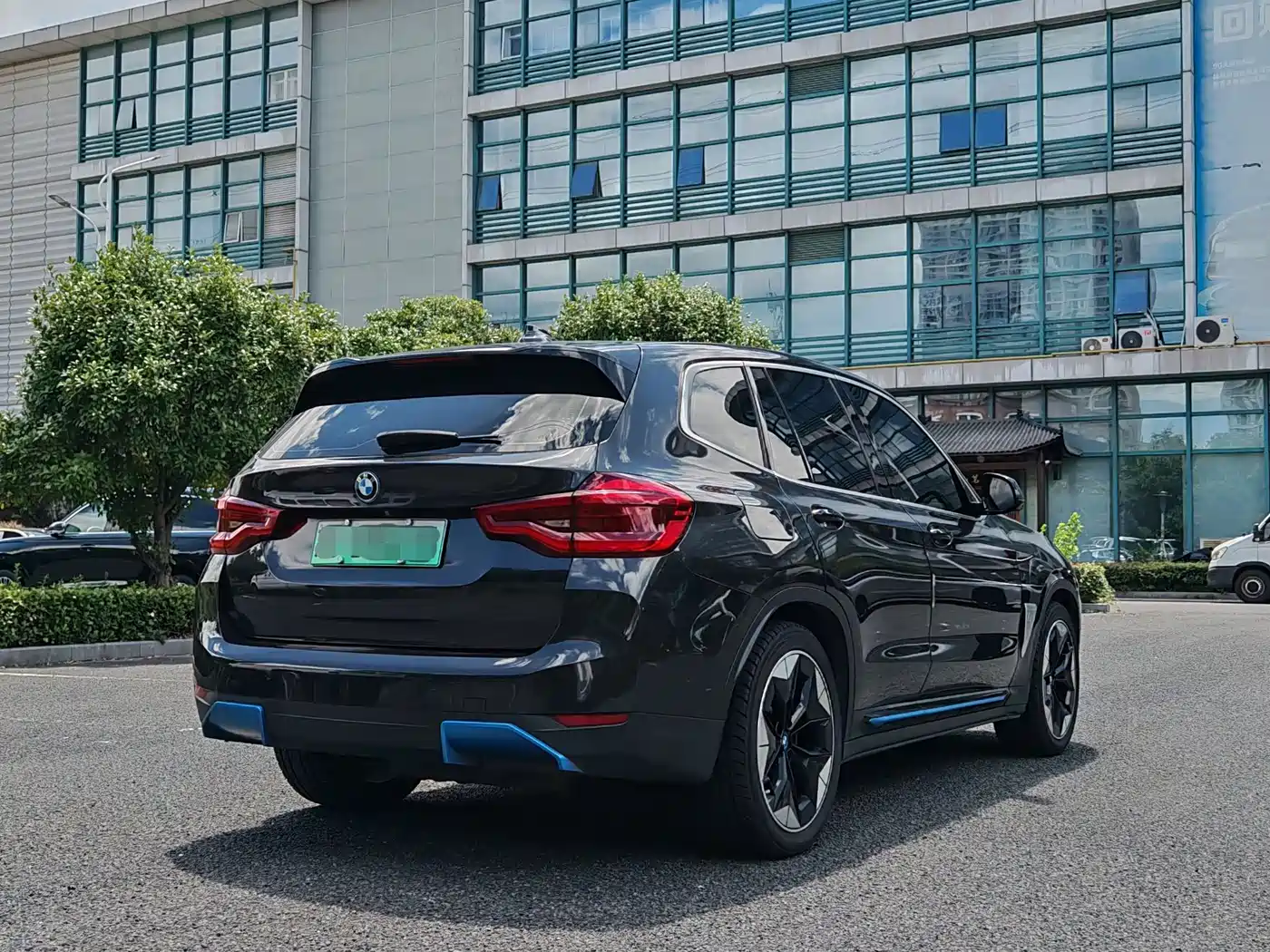 BMW iX3 2021 2021 Pioneer