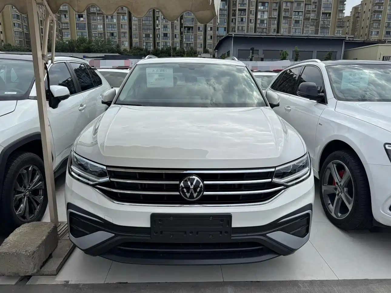 Volkswagen Tiguan L 2022 330TSI Automatic 2WD Comfort Edition фото 2