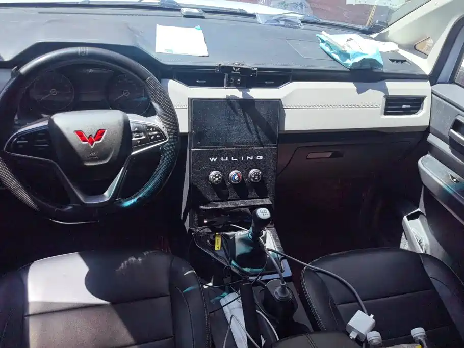Wuling Motors Wuling Journey 2021 2021 1.5T Manual Luxury Edition