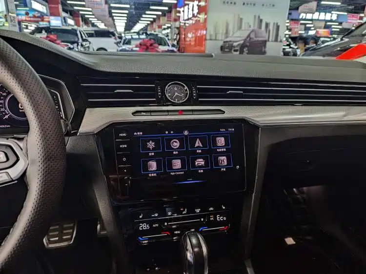 Volkswagen Magotan GTE Plug-in Hybrid 2022 GTE Luxury фото 7