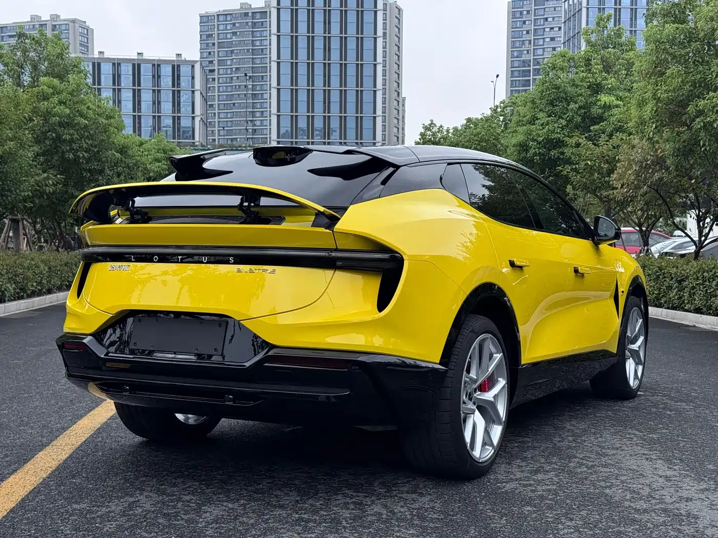 Lotus ELETRE 2025 2025 600 Luxury