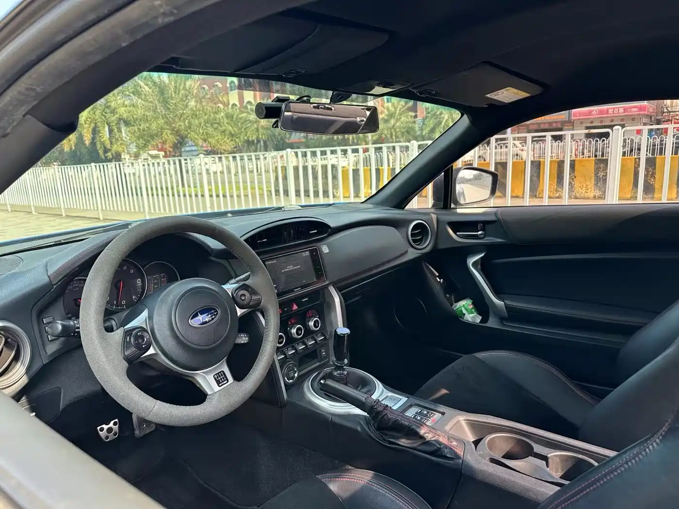Фото 6 - Subaru BRZ