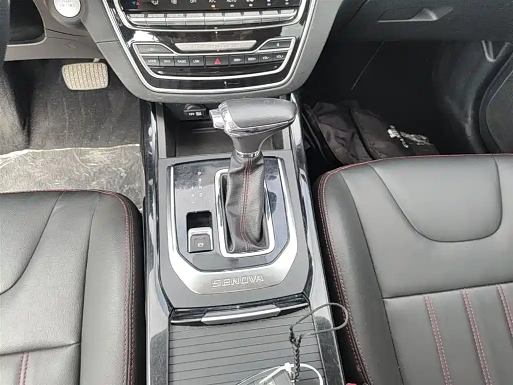 BAIC Zhixing 2019 2018 1.5T CVT Elite Edition China V