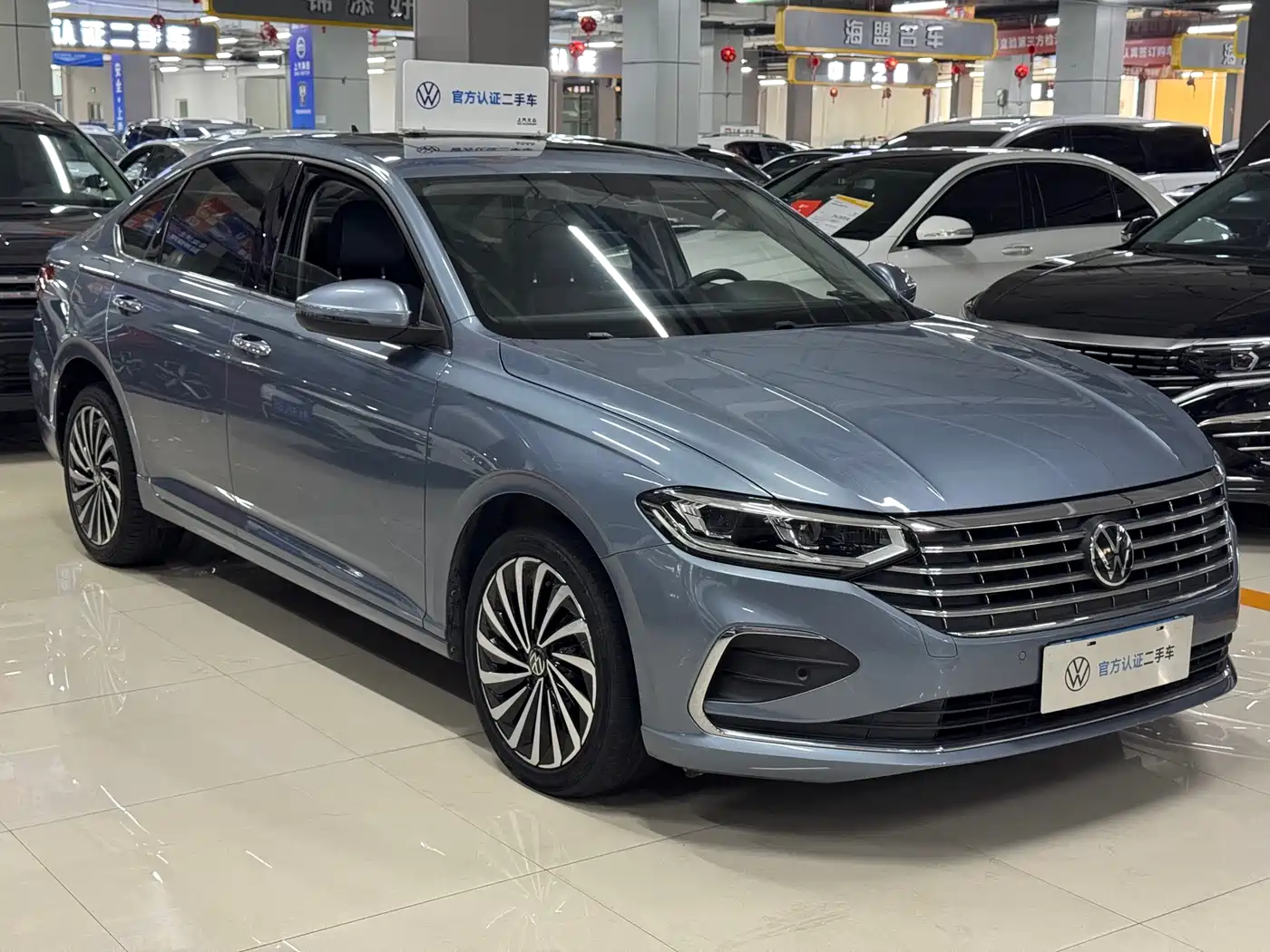 Volkswagen Lavida 2023 Model 280TSI DSG Eternal Edition фото 3