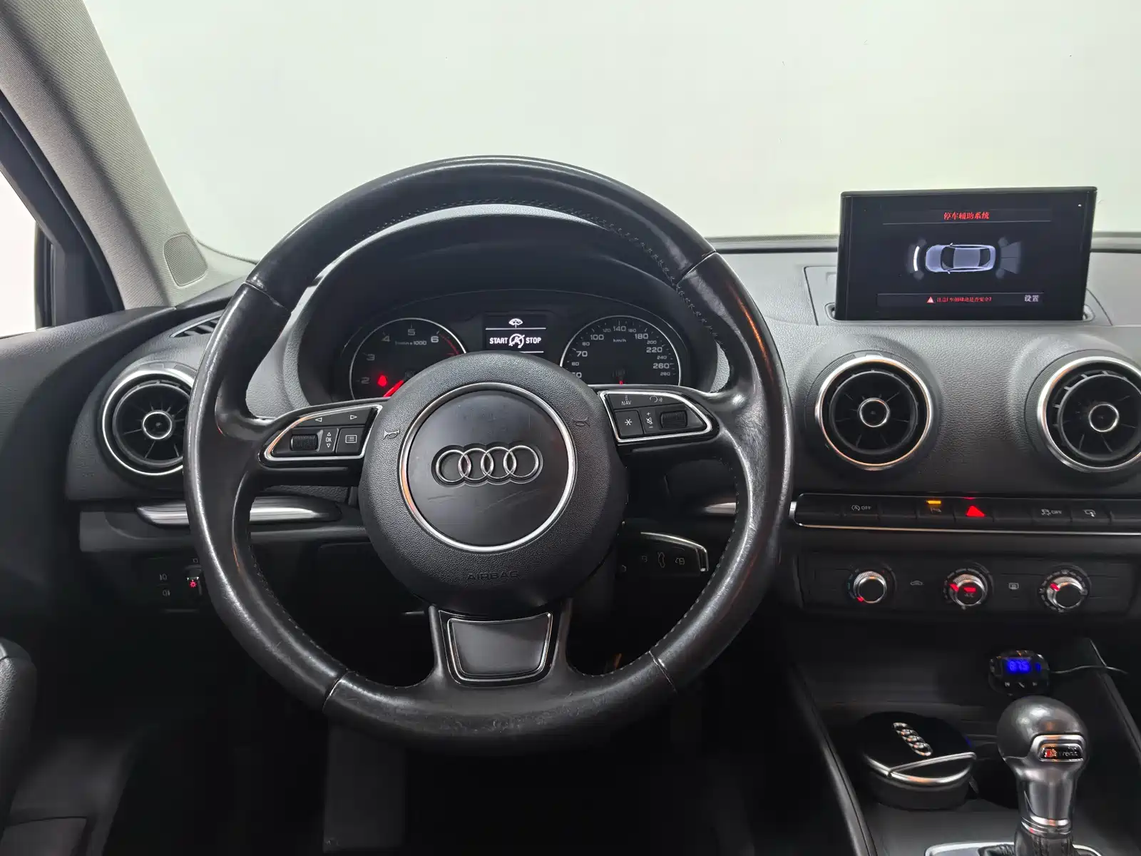 Фото 17 - Audi A3