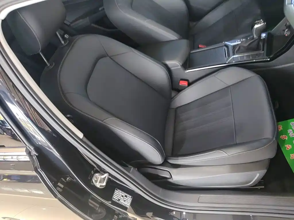 Volkswagen Passat 2025 2025 Outstanding 280TSI Business Edition