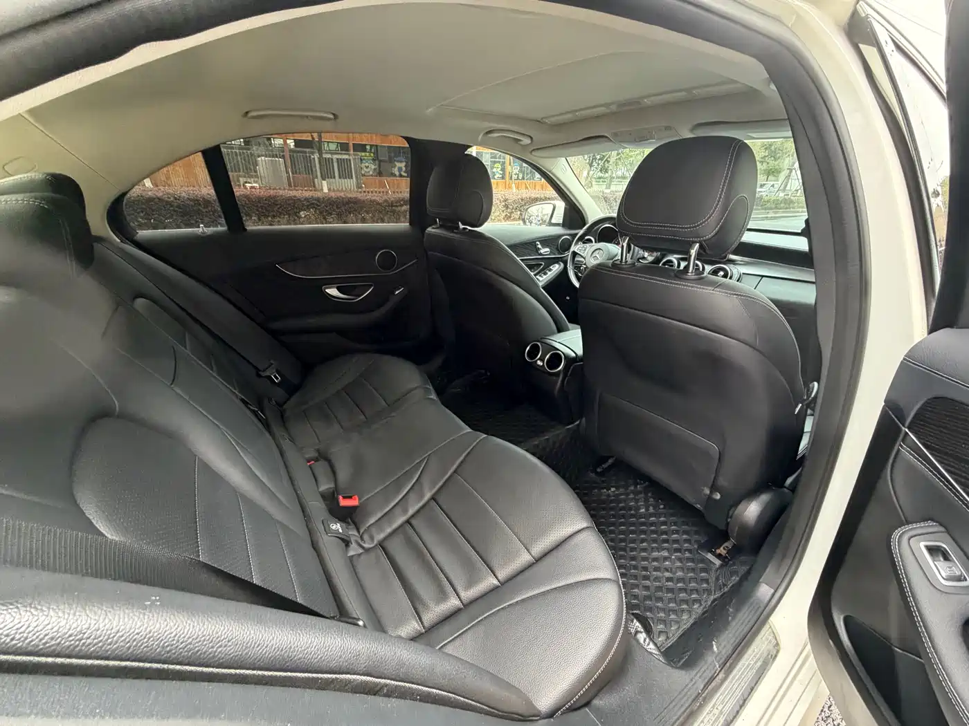 Mercedes-Benz C-Class 2017 Facelift C 180 L Fashion Sport Edition фото 15