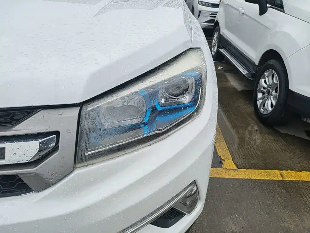 Фото 24 - Changan CS75
