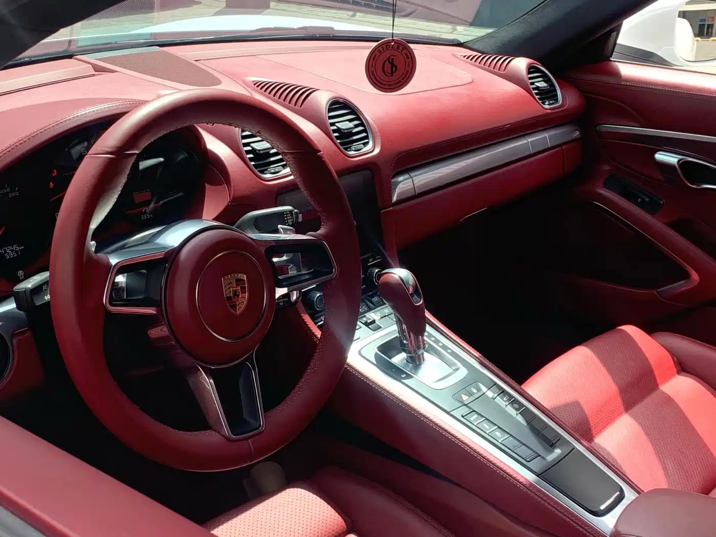 Porsche 718 2016 Cayman 2.0T фото 4